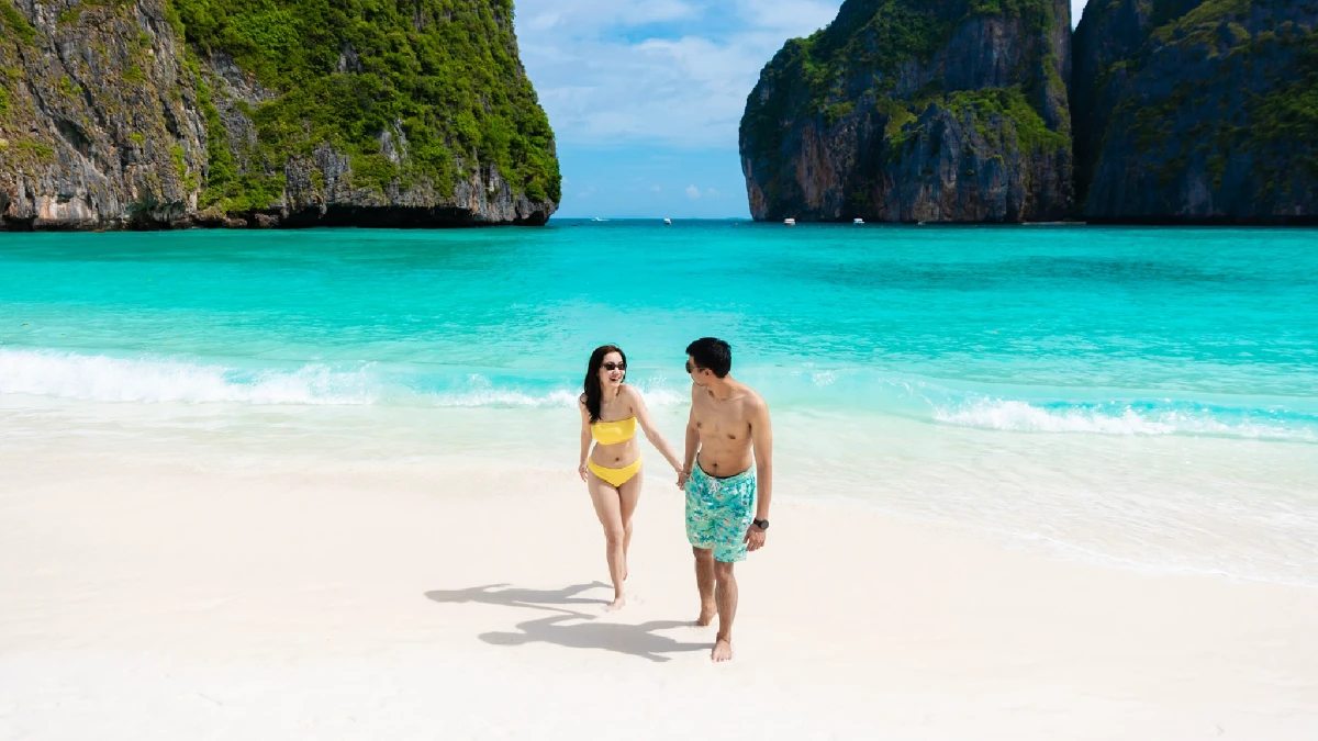 Phi Phi Island Joined/Private Speedboat Tour from Phuket