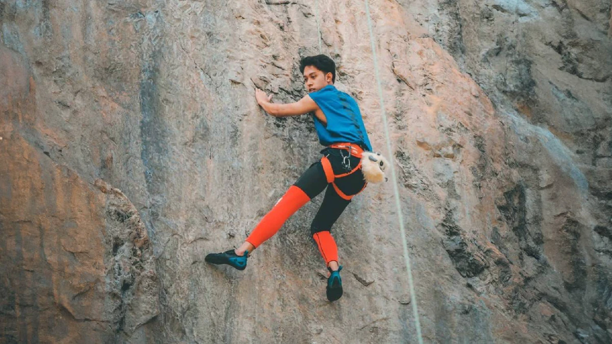 Rock Climbing at Railay Beach Krabi