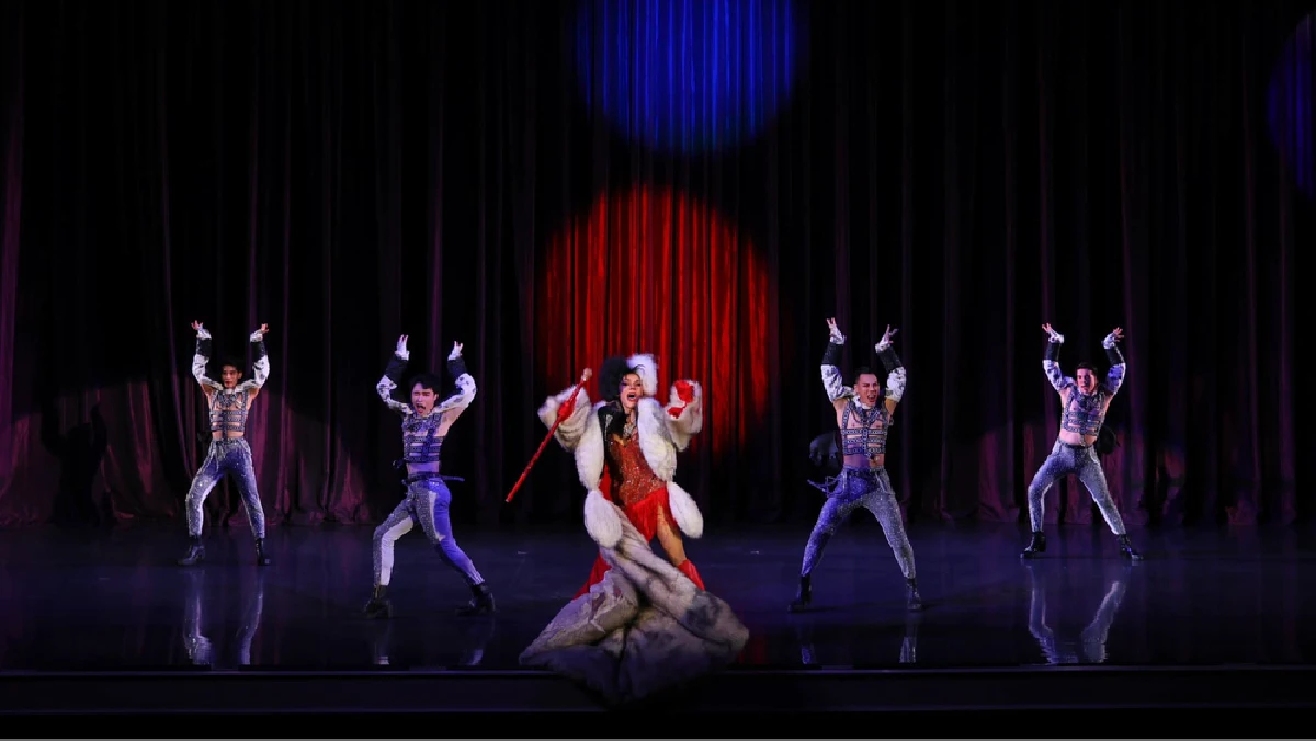 Colosseum Cabaret Show