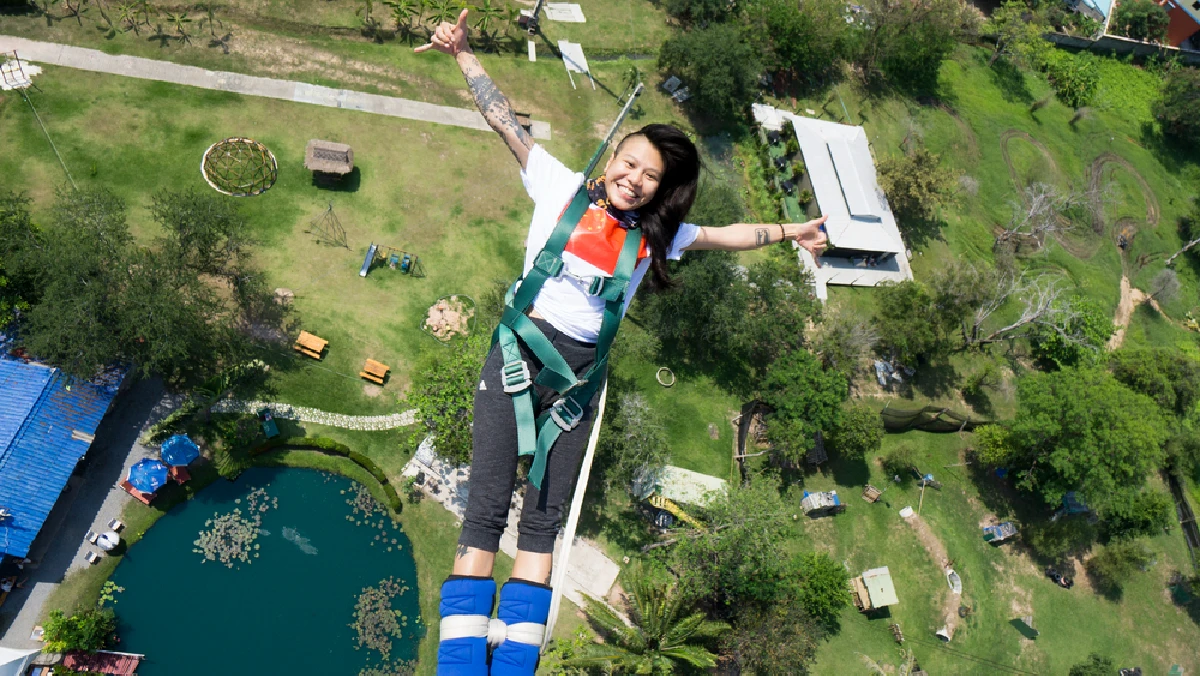 Bungy Jump and Human Slingshot at Sanook Park Pattaya