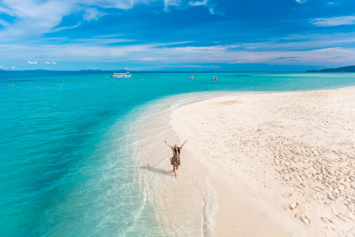 Phi Phi Island Bamboo Maiton Tour by Speed Catamaran from Phuket