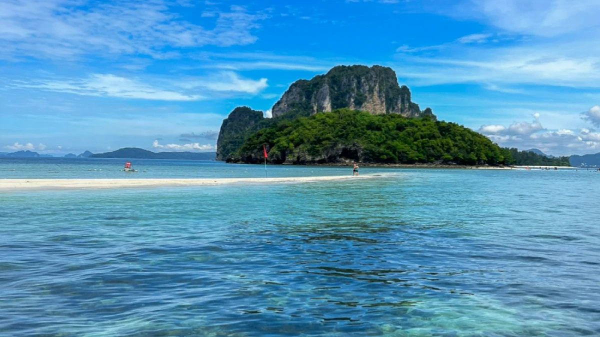 Krabi 4 island Tour by Speed Boat