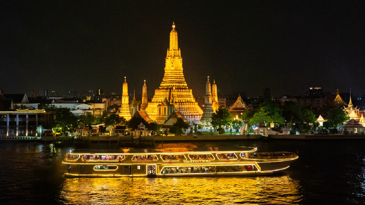 ล่องเรือเจ้าพระยาพร้อมอาหารค่ำ กับเรือเมอริเดียนครูซ จากไอคอนสยาม