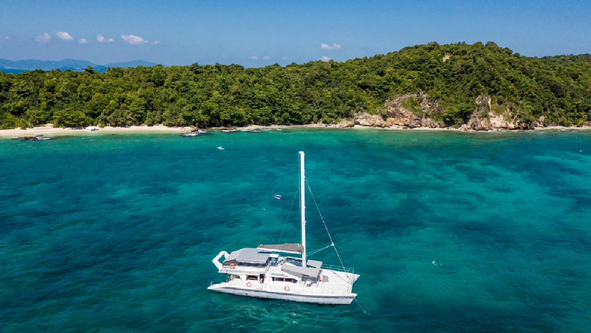 James Bond Island tour by Yacht from Phuket